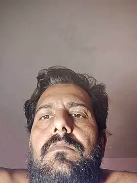 Snapshot of MAGNETICDADDY8 chatting on December 15, 6:19 am MAGNETICDADDY8 online show from December 15, 6:19 am