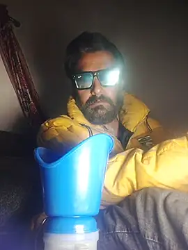 MAGNETICDADDY8 online show from January 18, 10:51 am