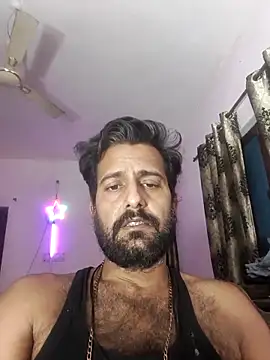 Snapshot of MAGNETICDADDY8 chatting on November 28, 8:20 pm MAGNETICDADDY8 online show from November 28, 8:20 pm