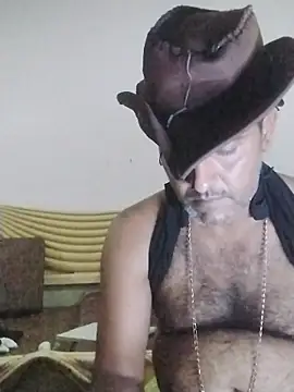 Snapshot of MAGNETICDADDY8 chatting on October 12, 9:16 pm MAGNETICDADDY8 online show from October 12, 9:16 pm