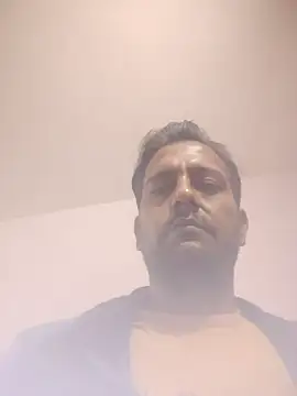 Snapshot of MAGNETICDADDY8 chatting on November 1, 3:02 am MAGNETICDADDY8 online show from November 1, 3:02 am