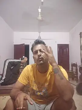 Snapshot of MAGNETICDADDY8 chatting on September 29, 1:17 pm MAGNETICDADDY8 online show from September 29, 1:17 pm