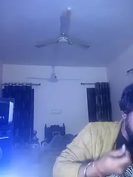 Snapshot of MAGNETICDADDY8 chatting on January 3, 12:51 pm MAGNETICDADDY8 online show from January 3, 12:51 pm