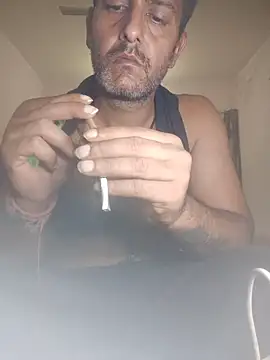 Snapshot of MAGNETICDADDY8 chatting on October 30, 4:48 pm MAGNETICDADDY8 online show from October 30, 4:48 pm