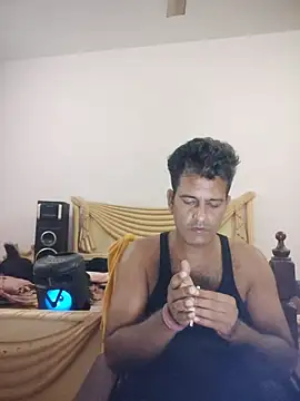 Snapshot of MAGNETICDADDY8 chatting on October 15, 9:23 pm MAGNETICDADDY8 online show from October 15, 9:23 pm