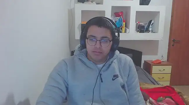 Snapshot of HotNatanIsraeli chatting on February 27, 5:37 pm HotNatanIsraeli online show from February 27, 5:37 pm