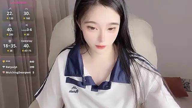 Snapshot of YUAN-- chatting on February 14, 5:57 pm YUAN-- online show from February 14, 5:57 pm