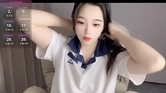 Snapshot of YUAN-- chatting on January 19, 4:01 am YUAN-- online show from January 19, 4:01 am