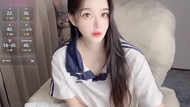 Snapshot of YUAN-- chatting on January 19, 7:04 am YUAN-- online show from January 19, 7:04 am