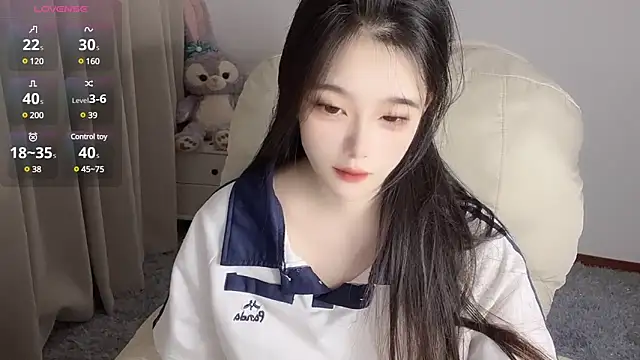 Snapshot of YUAN-- chatting on January 10, 9:55 am YUAN-- online show from January 10, 9:55 am