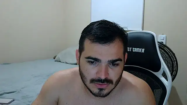 camillebr online show from March 12, 11:01 pm