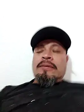 VDorseJHill6 online show from March 4, 5:37 am