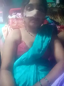 YourHotRandi online show from March 15, 6:04 pm