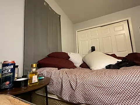 Yoshibaby2670 online show from March 5, 11:38 pm