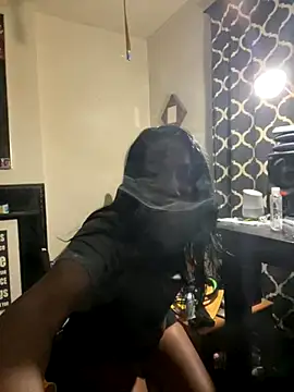 Yoshibaby2670 online show from November 4, 7:12 am