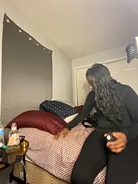 Yoshibaby2670 online show from March 10, 12:28 pm