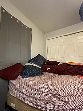 Yoshibaby2670 online show from February 26, 11:41 pm