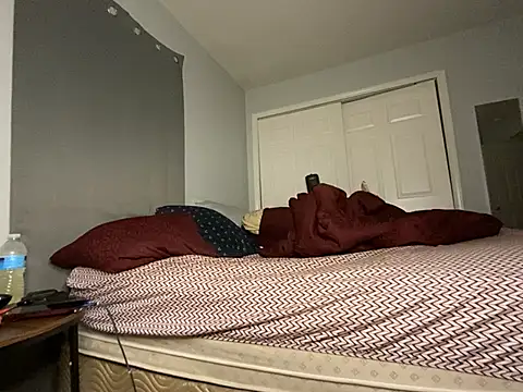 Yoshibaby2670 online show from March 12, 11:54 am