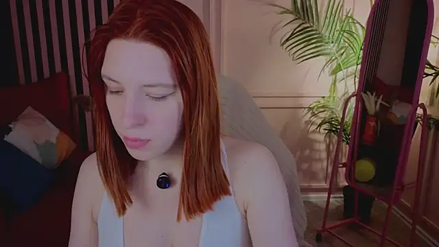 Snapshot of Mikka_Blush chatting on October 8, 9:59 pm Mikka Blush online show from October 8, 9:59 pm