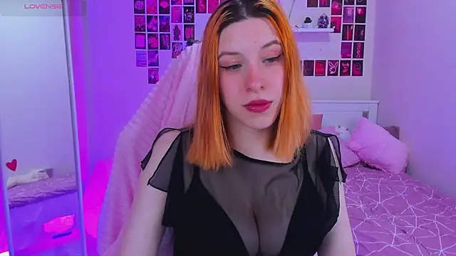 Snapshot of Mikka_Blush chatting on March 16, 9:58 pm Mikka Blush online show from March 16, 9:58 pm