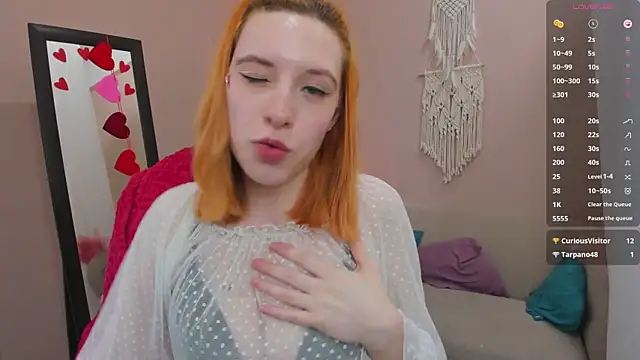 Snapshot of Mikka_Blush chatting on February 23, 4:50 am Mikka Blush online show from February 23, 4:50 am