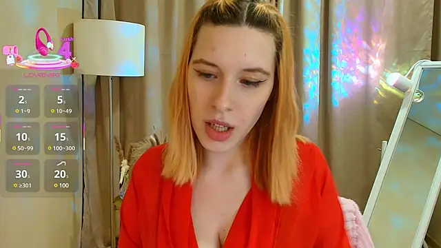 Snapshot of Mikka_Blush chatting on March 23, 12:58 am Mikka Blush online show from March 23, 12:58 am