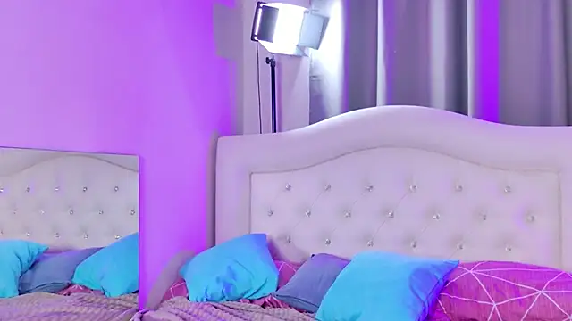 Mikka Blush online show from November 13, 9:08 pm