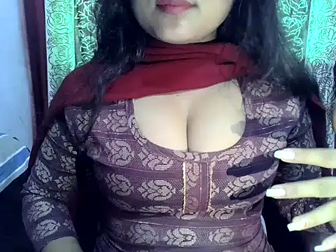 Snapshot of SIYA_MAVI chatting on June 29, 8:21 am SIYA MAVI online show from June 29, 8:21 am