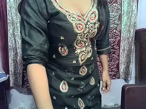 Snapshot of SIYA_MAVI chatting on July 17, 2:20 am SIYA MAVI online show from July 17, 2:20 am