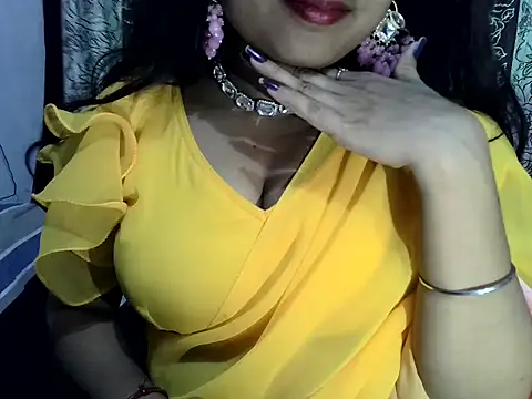 Snapshot of SIYA_MAVI chatting on June 10, 2:35 am SIYA MAVI online show from June 10, 2:35 am