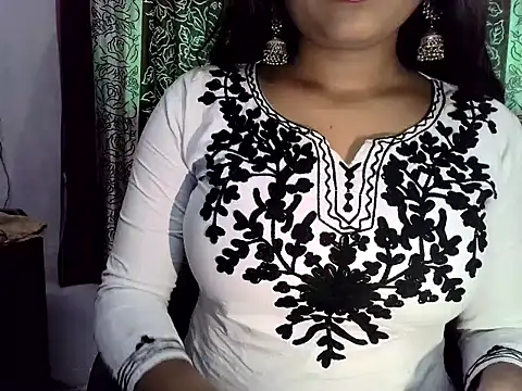 SIYA MAVI online show from November 15, 4:05 am