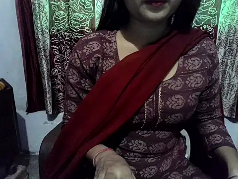 Snapshot of SIYA_MAVI chatting on October 13, 4:14 am SIYA MAVI online show from October 13, 4:14 am