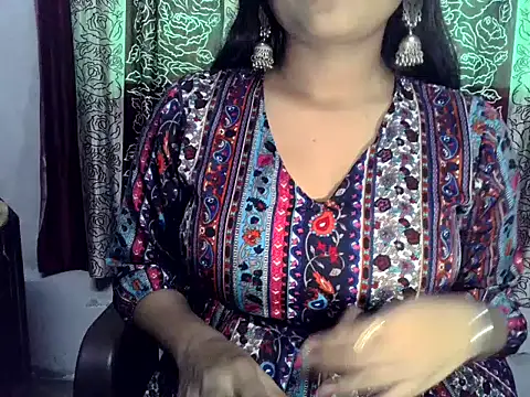 SIYA MAVI online show from November 13, 4:16 am