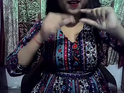 Snapshot of SIYA_MAVI chatting on September 21, 2:49 am SIYA MAVI online show from September 21, 2:49 am