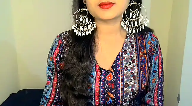 Snapshot of SIYA_MAVI chatting on February 12, 10:35 am SIYA MAVI online show from February 12, 10:35 am