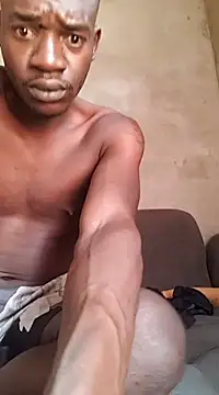 Snapshot of Kaizer1 chatting on October 12, 8:16 am Kaizer1 online show from October 12, 8:16 am