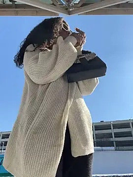 Snapshot of lunalustycumslut chatting on February 22, 3:58 pm lunalustycumslut online show from February 22, 3:58 pm