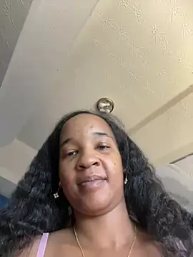 Snapshot of lunalustycumslut chatting on March 2, 6:35 pm lunalustycumslut online show from March 2, 6:35 pm