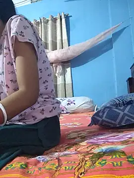 Snapshot of 124pakhi chatting on July 19, 6:44 am 124pakhi online show from July 19, 6:44 am