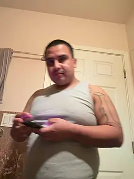 Snapshot of LA_cloudzzpnp chatting on February 12, 6:35 am LA cloudzzpnp online show from February 12, 6:35 am