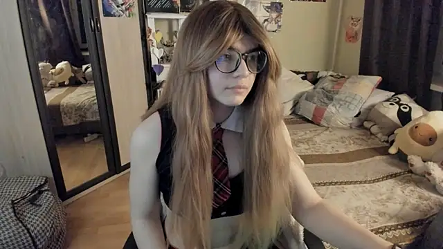 alexiamaleax online show from May 10, 12:25 am