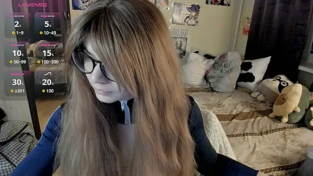 alexiamaleax online show from April 24, 1:18 am