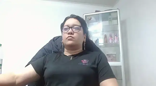 Snapshot of Astrid_Rx chatting on January 17, 9:39 pm Astrid Rx online show from January 17, 9:39 pm
