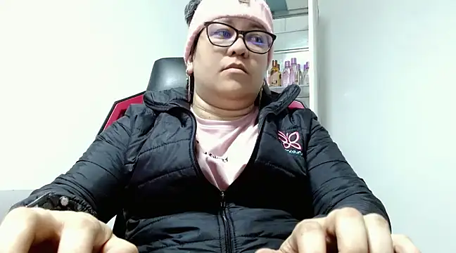 Snapshot of Astrid_Rx chatting on January 14, 1:28 pm Astrid Rx online show from January 14, 1:28 pm