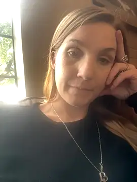 Snapshot of Kitty_DaCocks chatting on November 14, 9:29 pm Kitty DaCocks online show from November 14, 9:29 pm