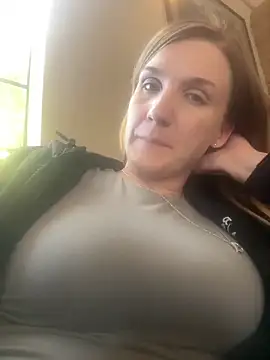 Snapshot of Kitty_DaCocks chatting on November 7, 9:08 pm Kitty DaCocks online show from November 7, 9:08 pm