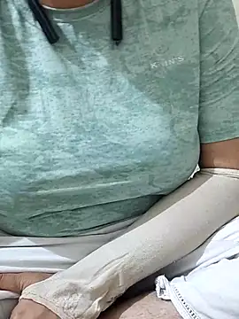 mallupriyapriya online show from March 19, 10:21 pm