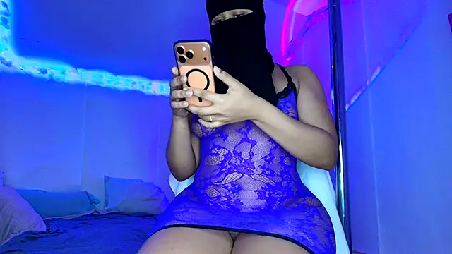 Amira bayby online show from March 7, 6:57 pm