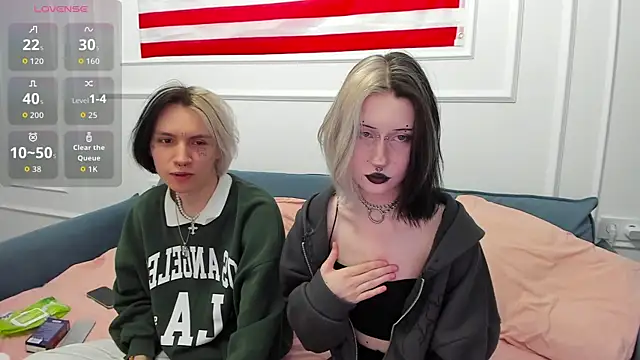 VeryRare TwinS online show from April 24, 10:01 pm
