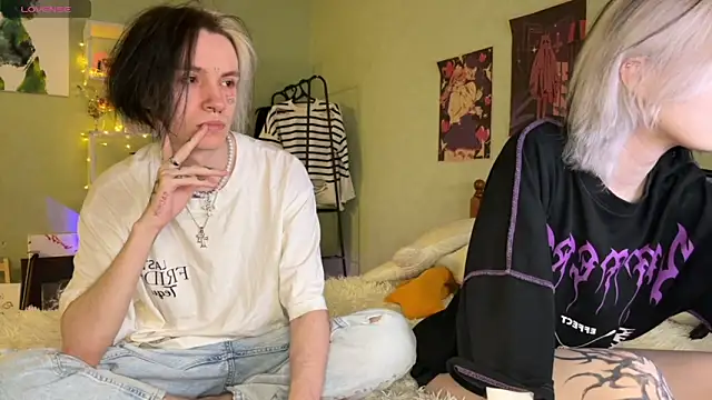 VeryRare TwinS online show from September 26, 4:36 pm